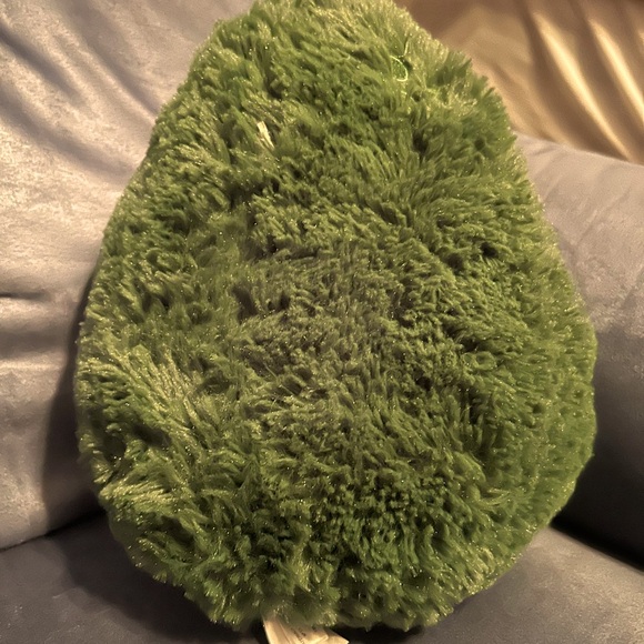 Avocado Squishable - Picture 2 of 4